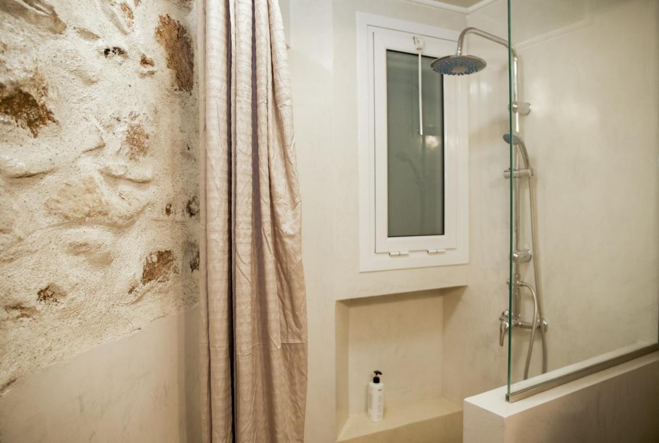 Praxitelis Luxury Apartments Athens Exterior photo