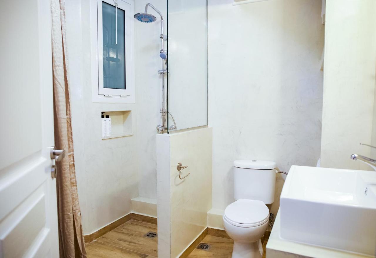 Praxitelis Luxury Apartments Athens Exterior photo