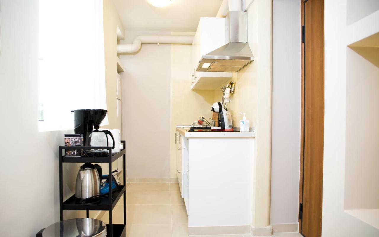 Praxitelis Luxury Apartments Athens Exterior photo