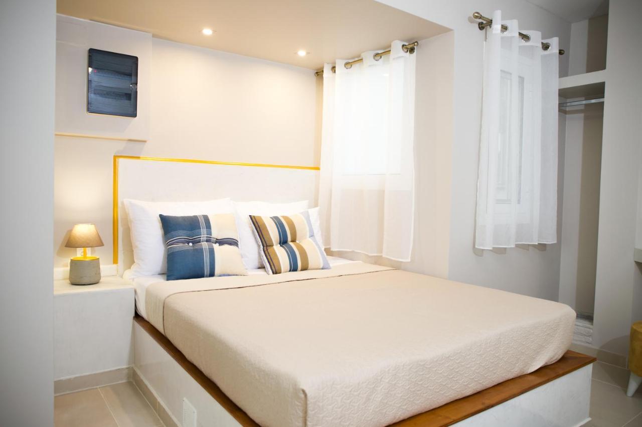 Praxitelis Luxury Apartments Athens Exterior photo